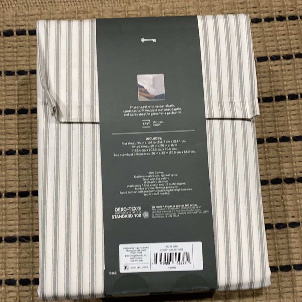 400 Thread Count Ticking Pattern Performance Sheet Set - Threshold - Picture 7 of 7